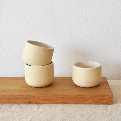 taza-ceramica-hecha-a-mano-kos