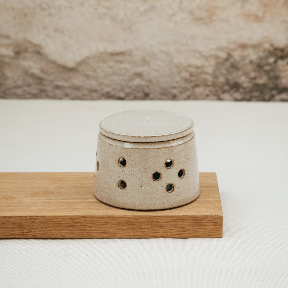 contenedor-ceramica-gres-ajo